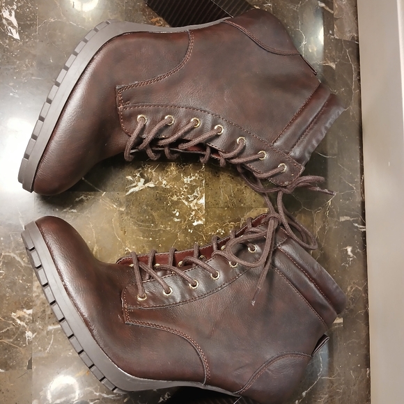 Style & Co.  Boots in Deep Purple - Picture 14 of 14